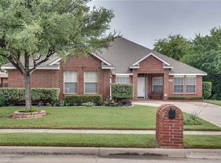 5304 Alta Loma Dr, Fort Worth, TX 76244