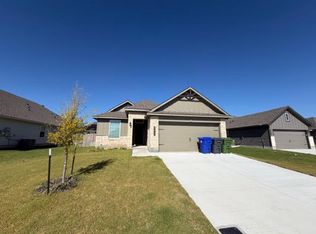 6913 Sulphur Ct, China Spring, TX 76633
