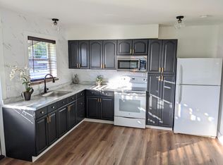 2708 Hinda Rd, West Palm Beach, FL 33403