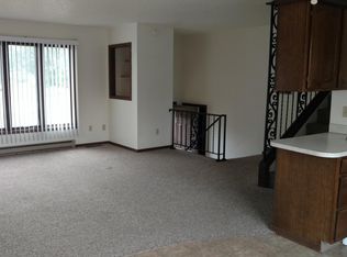 3730 W Regent Dr, Bismarck, ND 58504