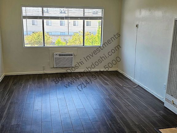 5th image of 227 E 25th St #3