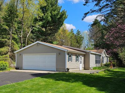 4427 Watson Rd, Eau Claire, MI, 49111