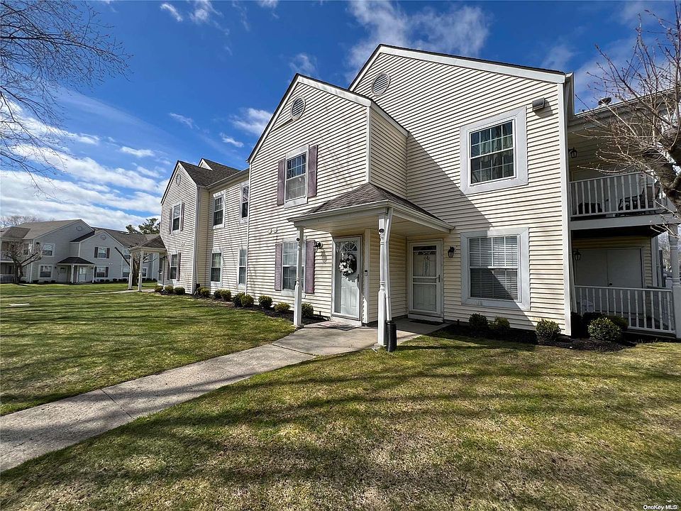 1st image of 125 Fairview Circle #125