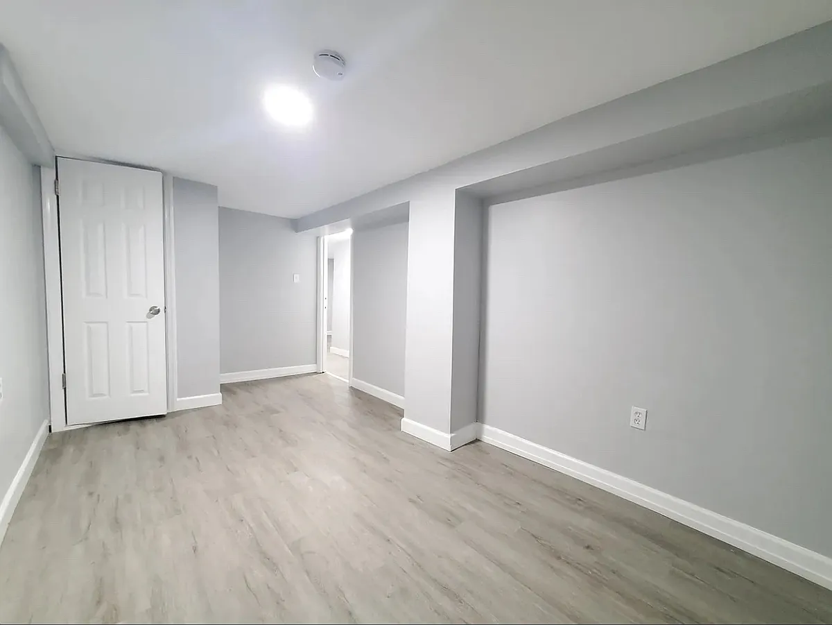 Building Photo - 117 Randolph Ave #1