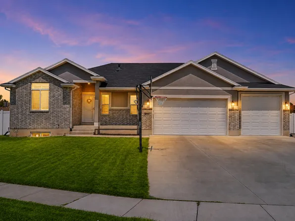 1438 W 2535 N, Clinton, UT 84015