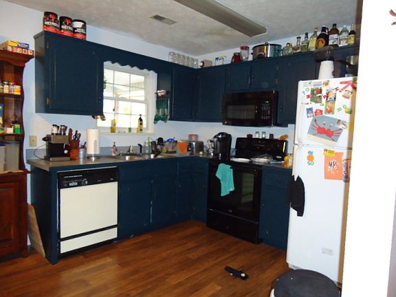 2nd image of 1764 Eastlake Dr