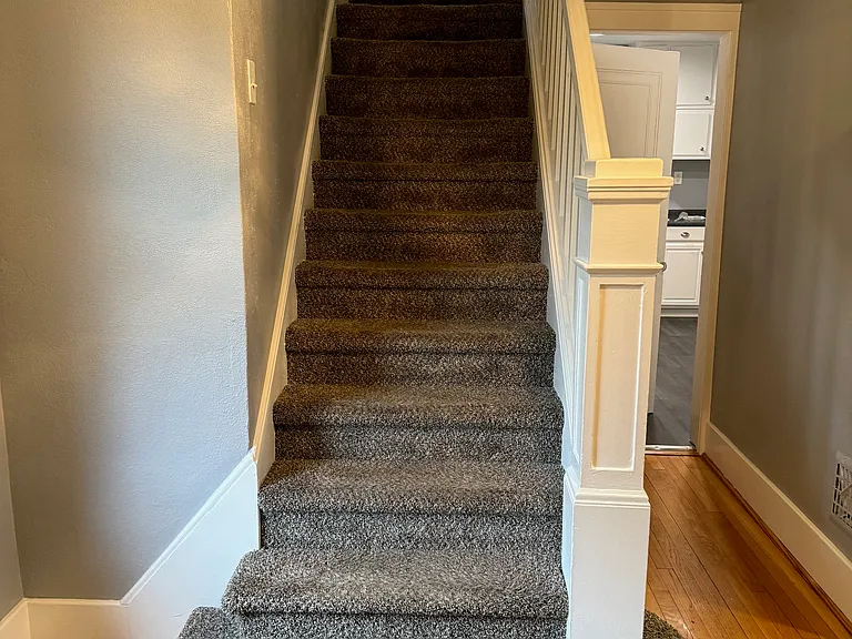 290 Voorheis St — Photo 6