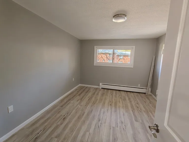 15 Racebrook Rd #15A — Photo 12