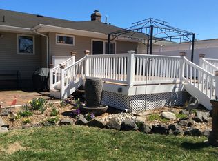 21 Pinewood Ave, Hazlet Township, NJ