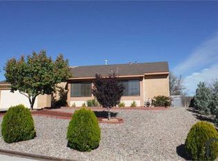 4665 Sapphire Dr NE, Rio Rancho, NM 87124