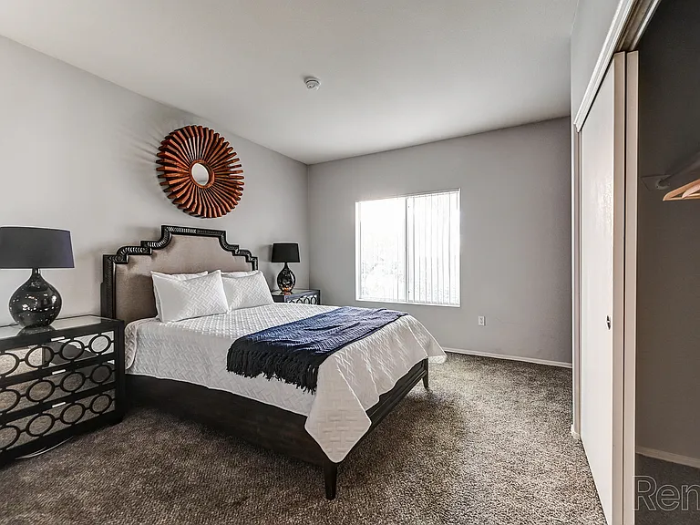 6261_06_hdp_logancharleston_fp1_bed1a 6261_06_hdp_logancharleston_fp1_bed1a