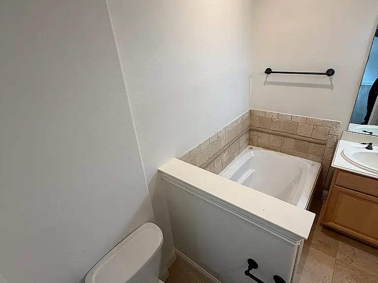 2316 Stutz Dr #B1 — Photo 20