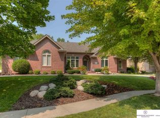 17326 Harney St, Omaha, NE 68118