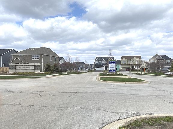 3rd image of 291 Kennedy Dr