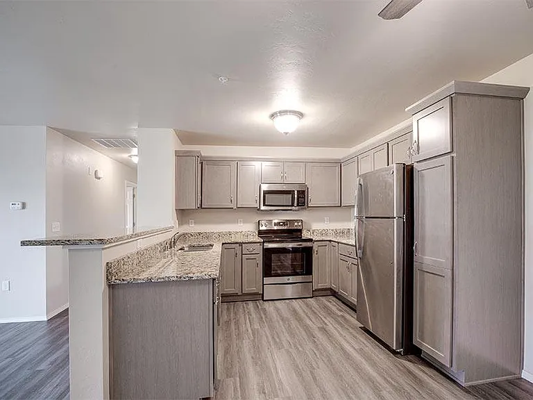 MORGAN PARK ESTATES — Photo 1