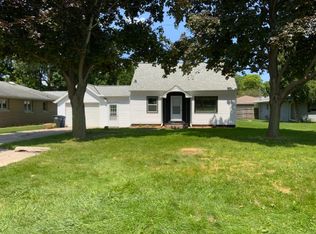 2424 S Memorial Dr, Appleton, WI 54915