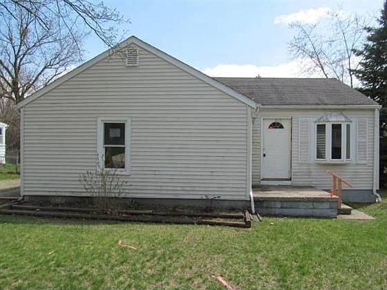 1st image of 575 Amberwood St