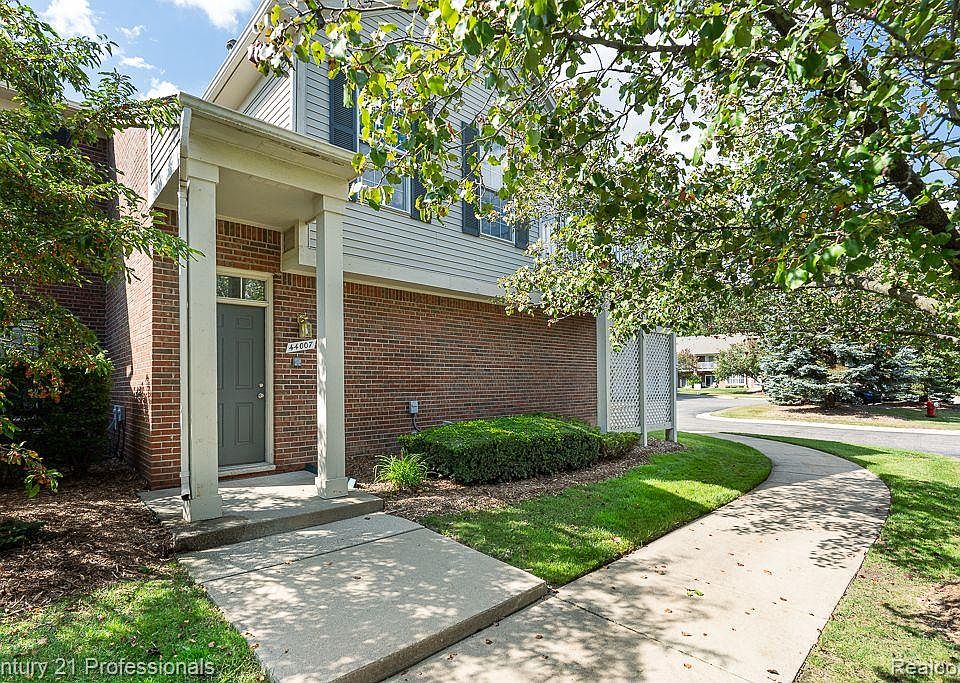 1st image of 44007 Rushcliffe Dr #157