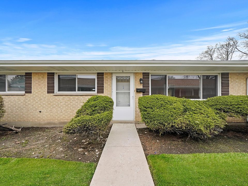 811 Valley Stream Dr APT C, Wheeling, IL 60090 Zillow