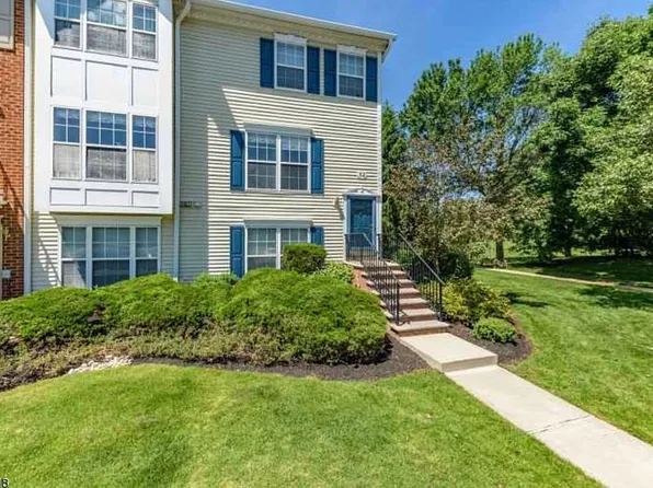 3206 French Dr, Bridgewater, NJ 08807