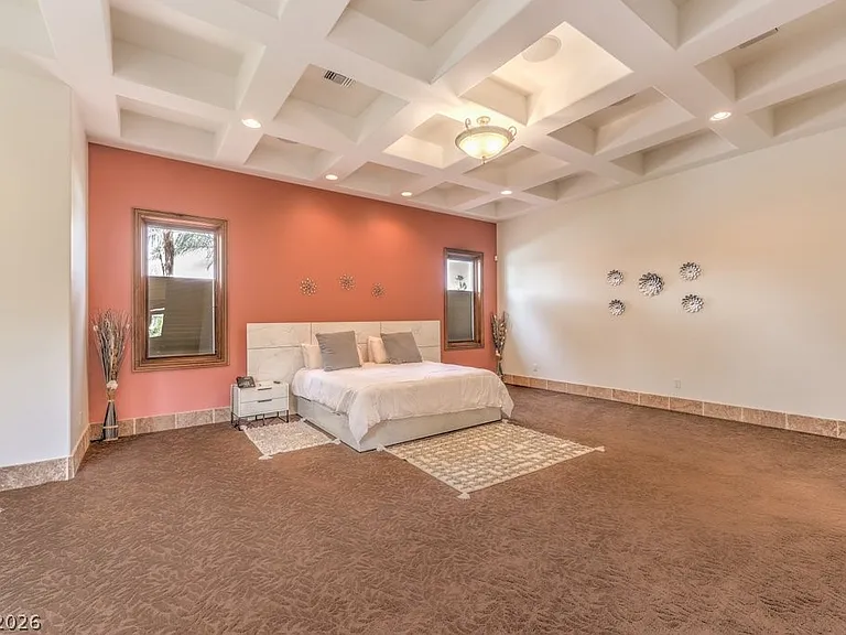 2780 El Camino Rd — Photo 40