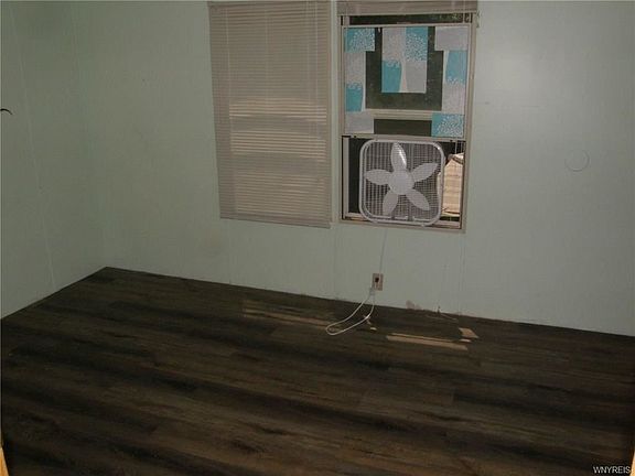 5th image of 39 S Whispering Ln
