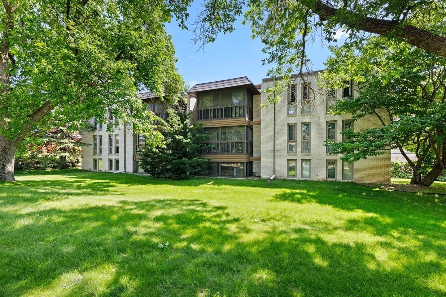 6301 York Ave S APT 103, Edina, MN 55435 | Zillow