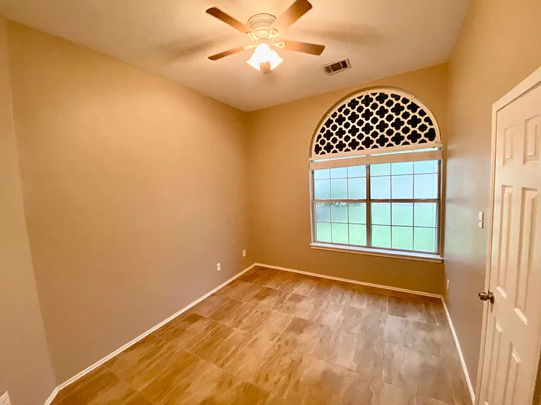 209 N Blue Rdg — Photo 19