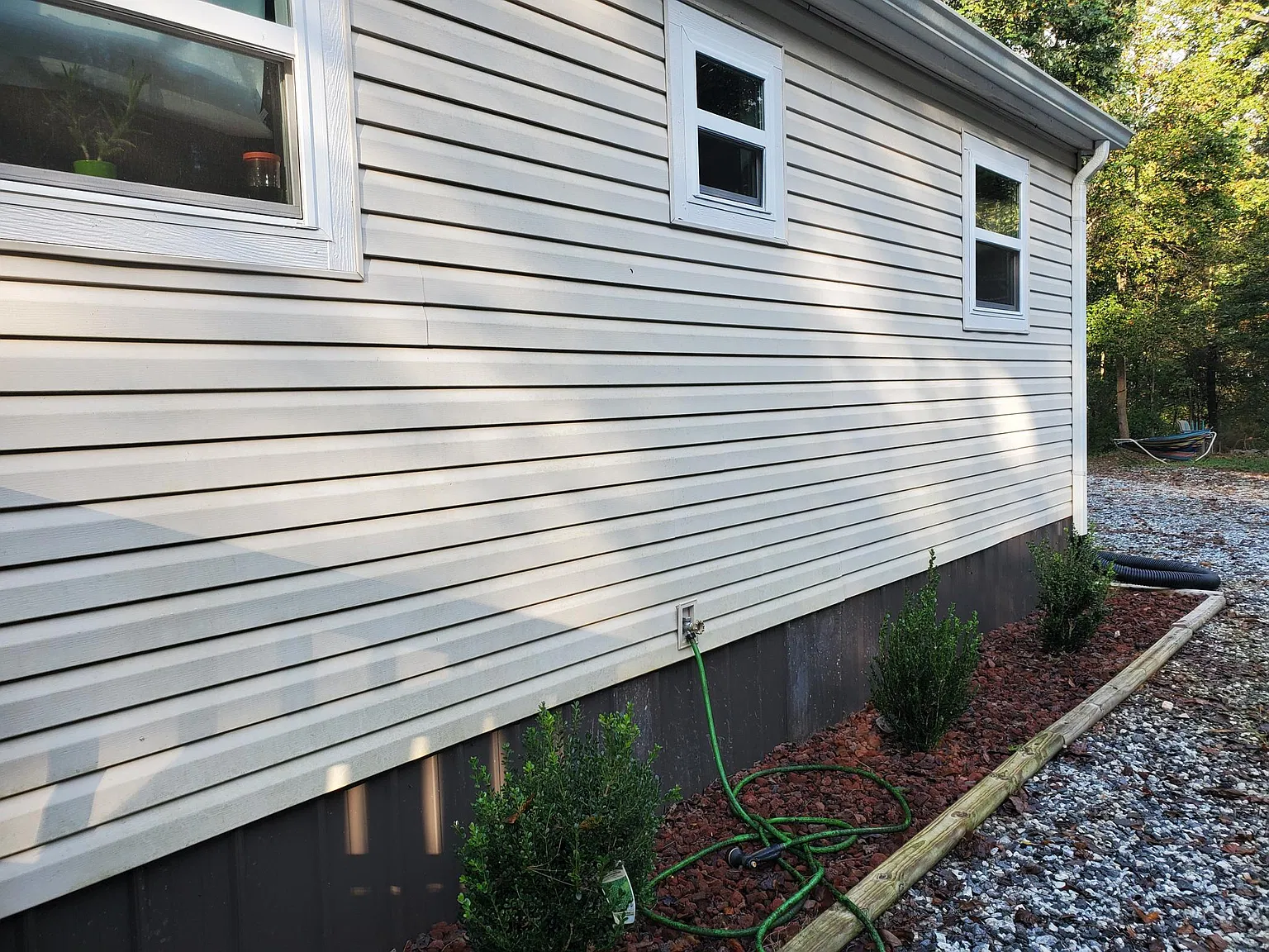 169 Janet Ln — Photo 2