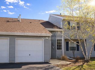 47 Gant Cir APT F, Streamwood, IL