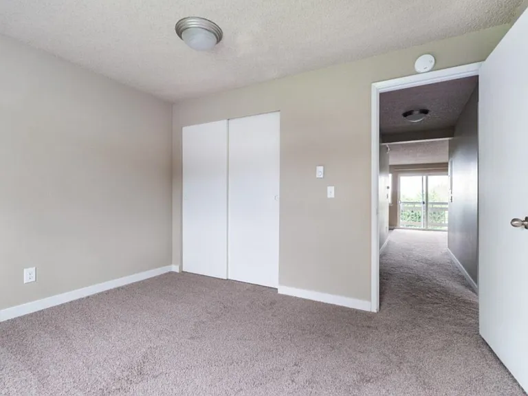 COURTYARD APTS-MUKILTEO — Photo 44