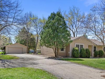 287 Wilson AVENUE, Dousman, WI, 53118