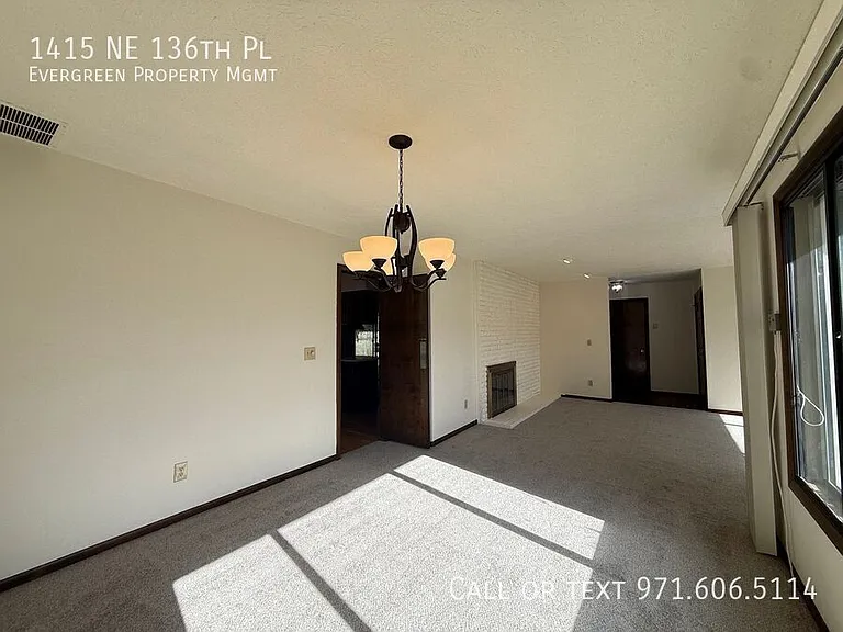 1415 NE 136th Pl — Photo 11