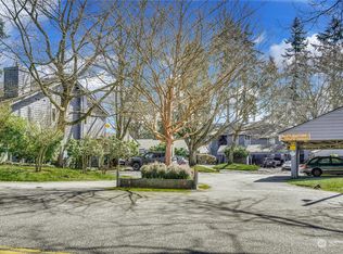 8418 240th St SW APT A305, Edmonds, WA 98026