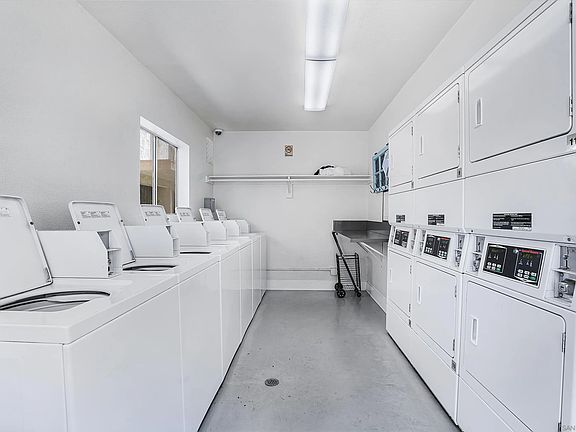 5th image of 1019 Imperial Beach Blvd #776f18ccb