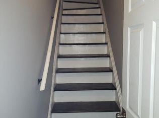 39 1/2 Clark St FLOOR 2, Newark, NJ 07104
