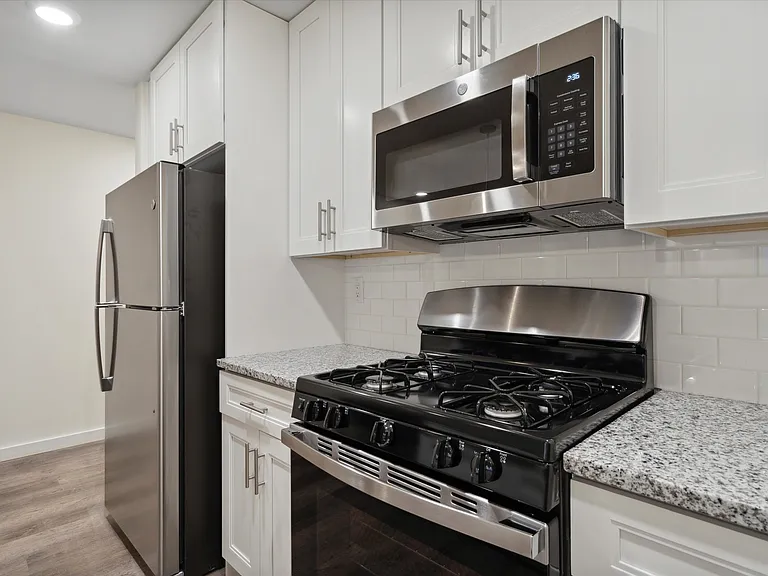 1502 N Randolph St #12B — Photo 4