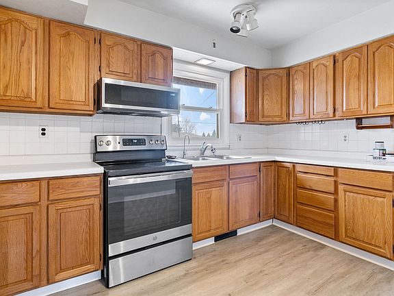 4th image of 7551 Terrier Ln