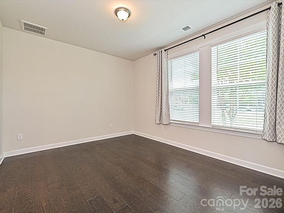 3rd image of 7827 Reunion Row Dr