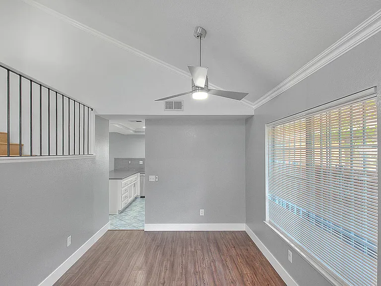 30279 Silver Ridge Ct — Photo 13