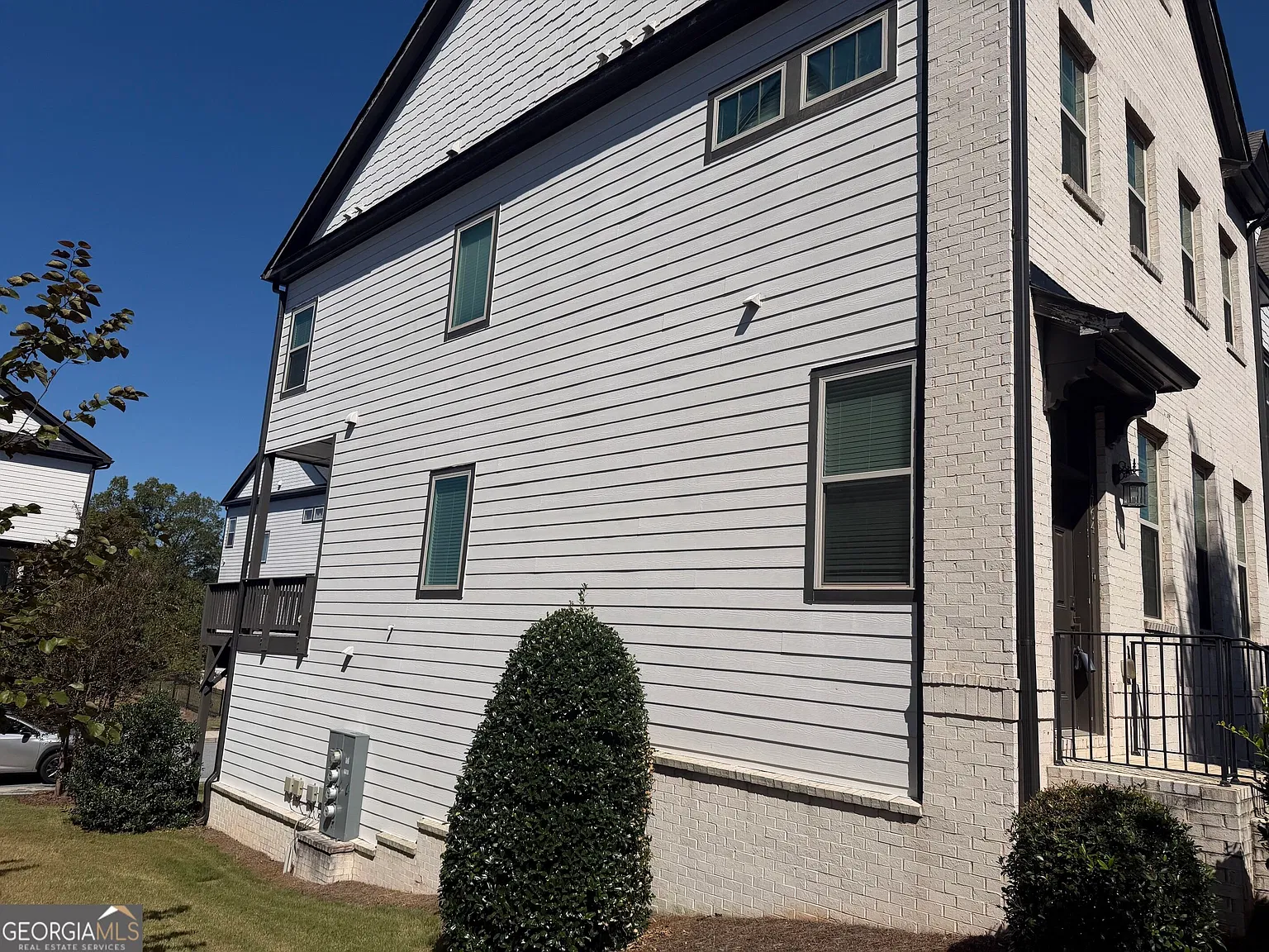 4 bed, 3.5 bath, 2673 sqft, $4,000 — Photo 4