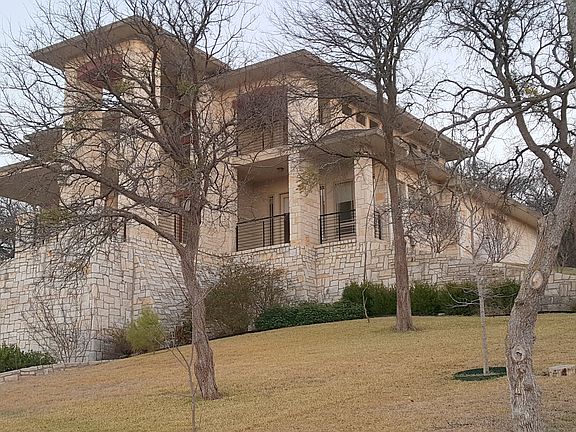 2nd image of 2460 Creekwood Dr