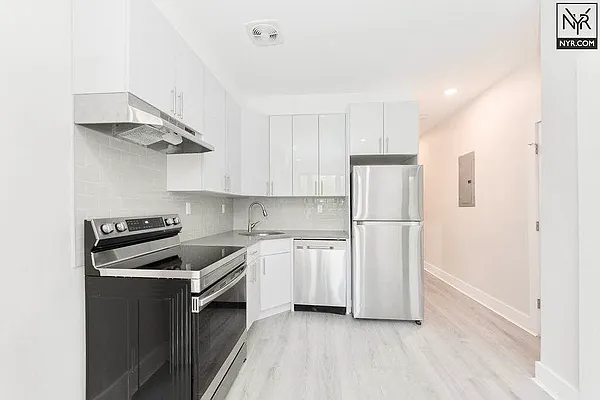 Rented by New York Residence | media 21