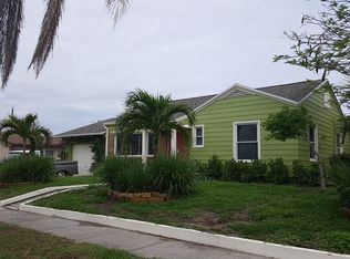 833 Valley Forge Rd, West Palm Beach, FL 33405