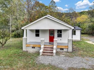 3214 Lake City Hwy, Rocky Top, TN 37769