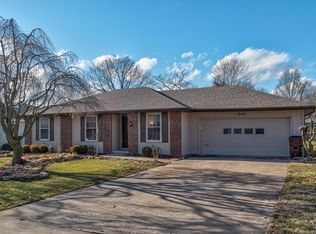 2141 S Suprema Ave, Springfield, MO 65807