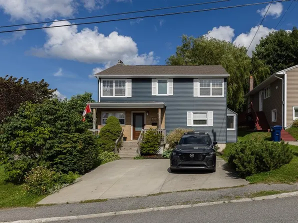 33 Queen Street, Corner Brook, NL A2H2P6
