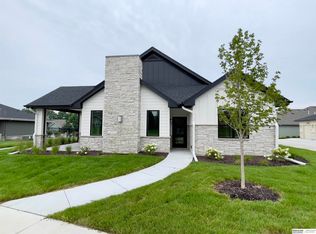 2306 S 176th Ct, Omaha, NE 68130