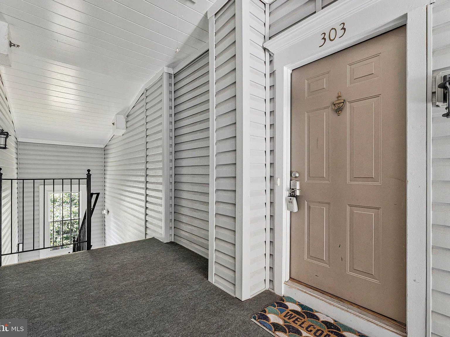 Chatham Green Condominium — Photo 3