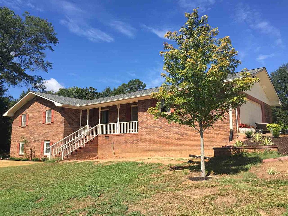 2nd image of 2705 Waccamaw Trl